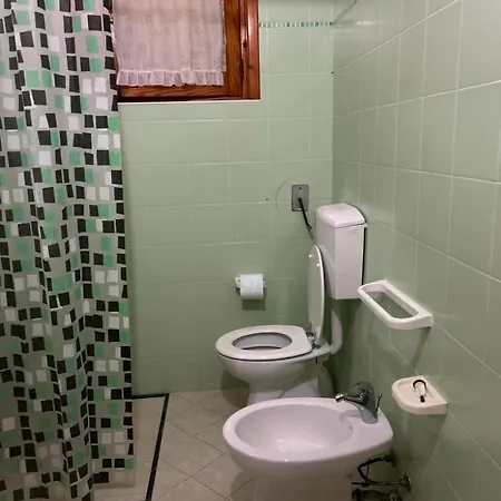 Pensión Casa La Strea 2 *